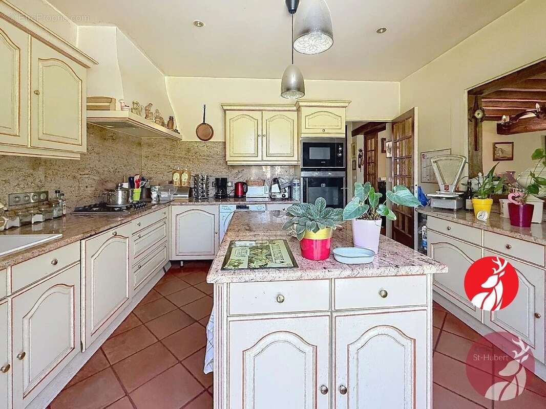 Maison à NOISY-SUR-ECOLE