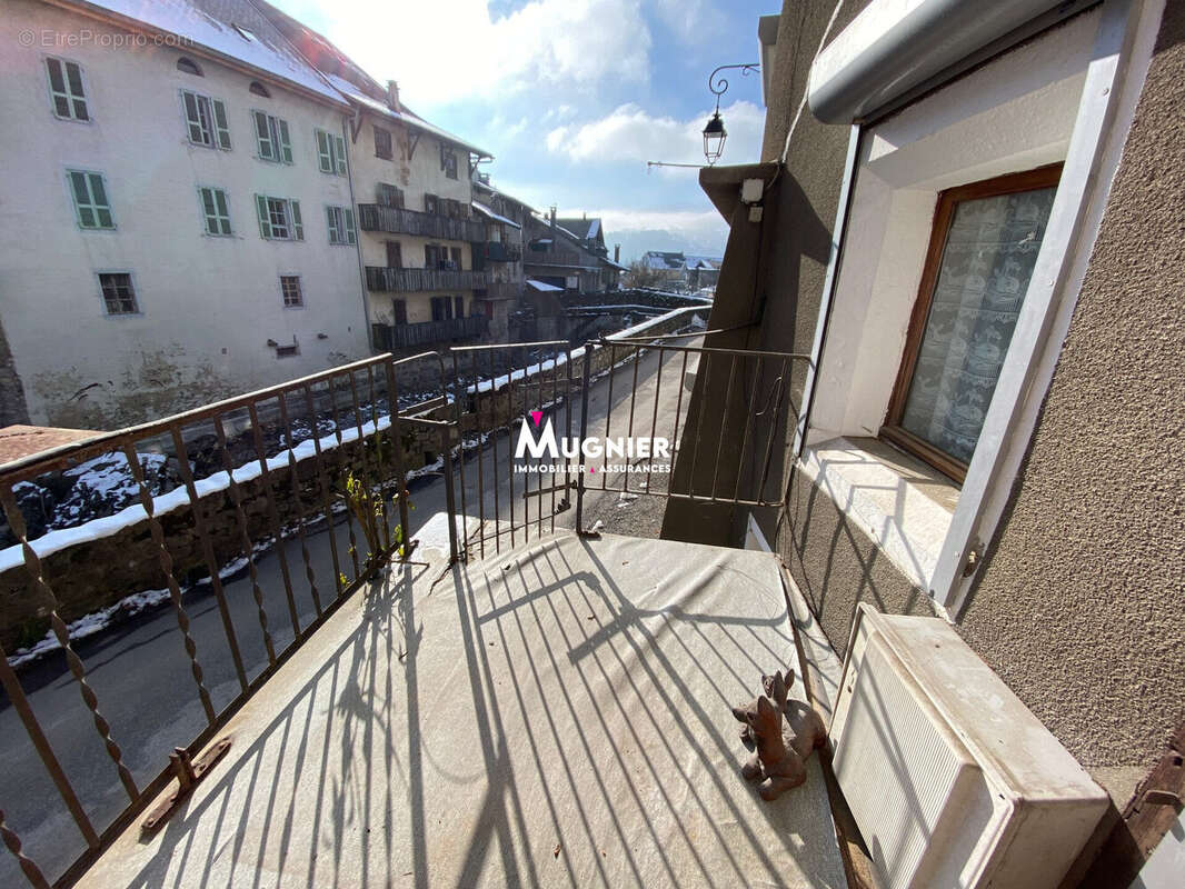 Maison 240 m² à Taninges  - photo 4