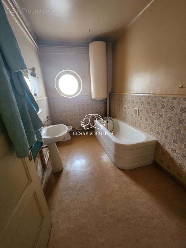 Appartement 137 m² à Lyon-7e  - photo 6