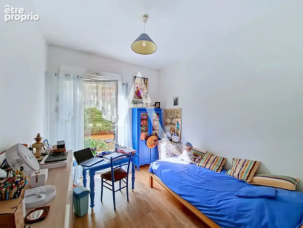 À vendre - massy atlantis - appartement familial 5 pièces 105.75m² avec jardin privatif, terrasse, double stationnement et cave - photo 8