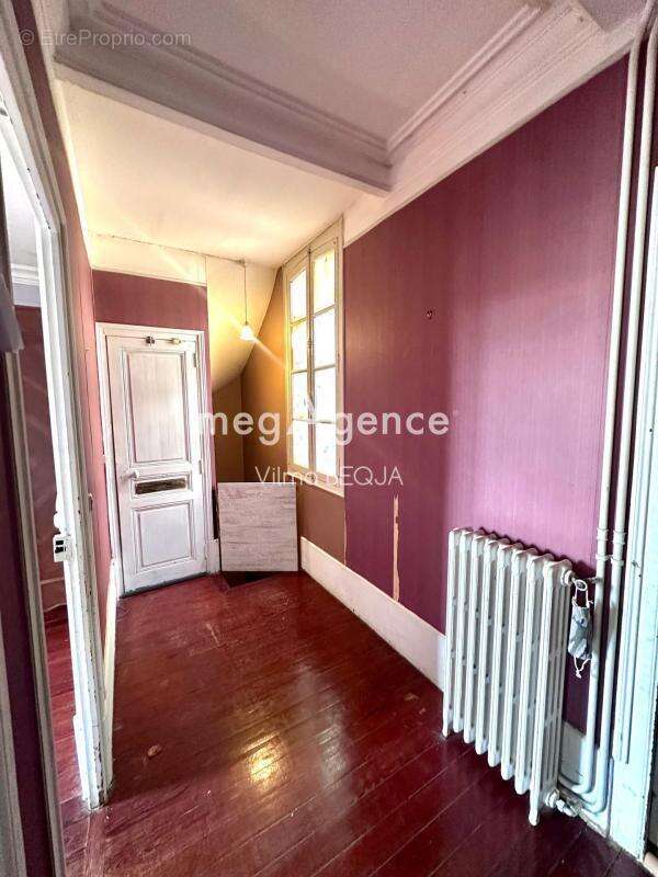 Maison à PONT-SUR-YONNE