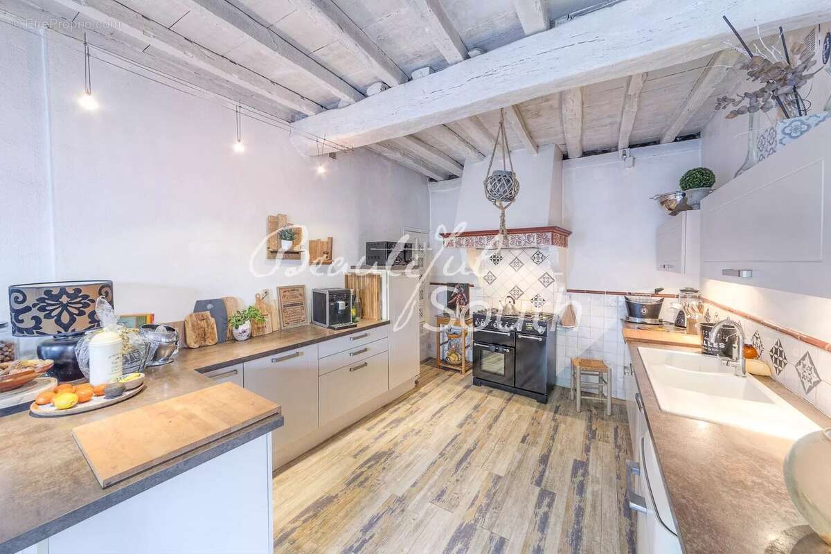 Maison à MONTESQUIEU-DES-ALBERES