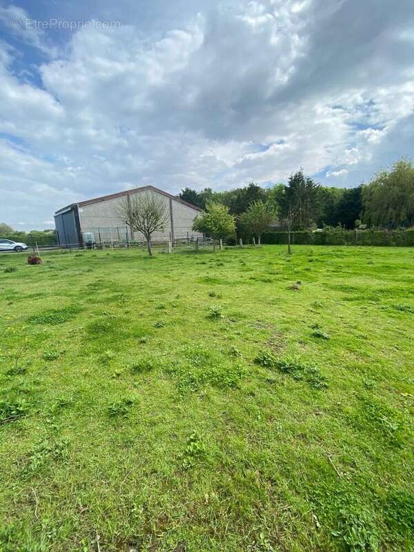 Terrain 698 m² à Coquelles  - photo 3