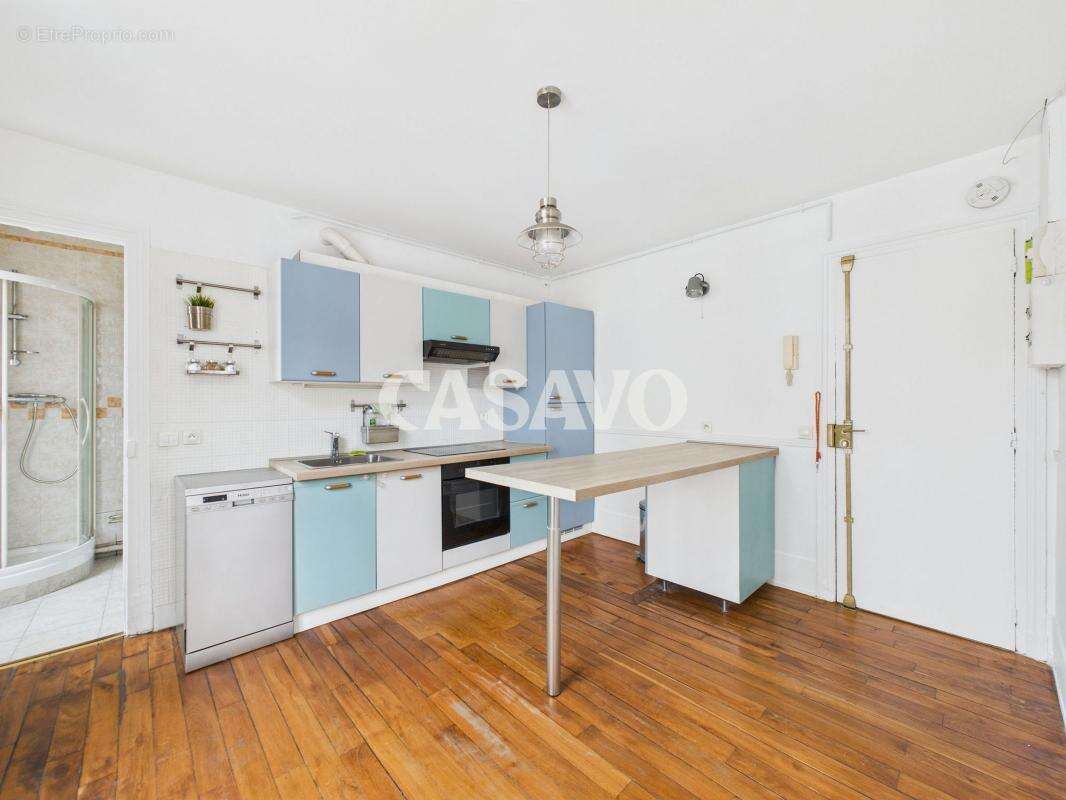 Appartement à CHARENTON-LE-PONT