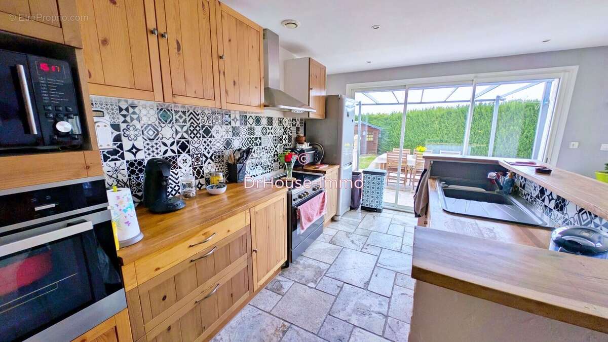 Maison à SAINT-PAL-DE-MONS