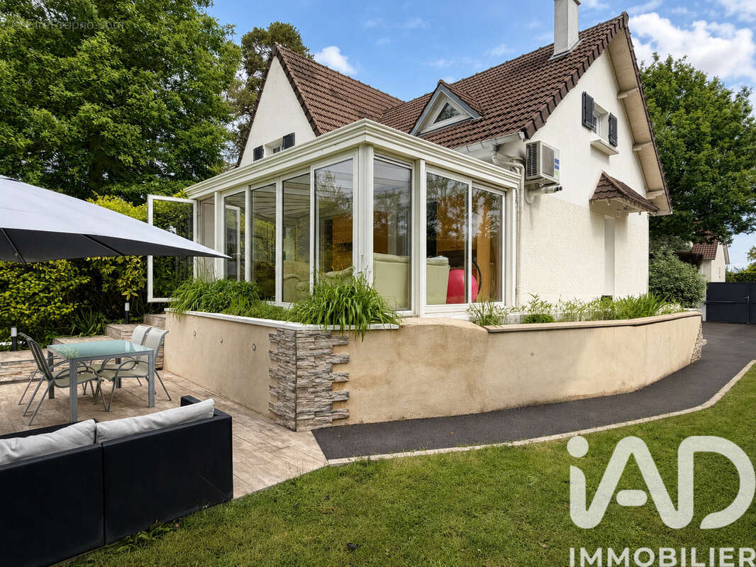 Photo 2 - Maison à PLAISIR