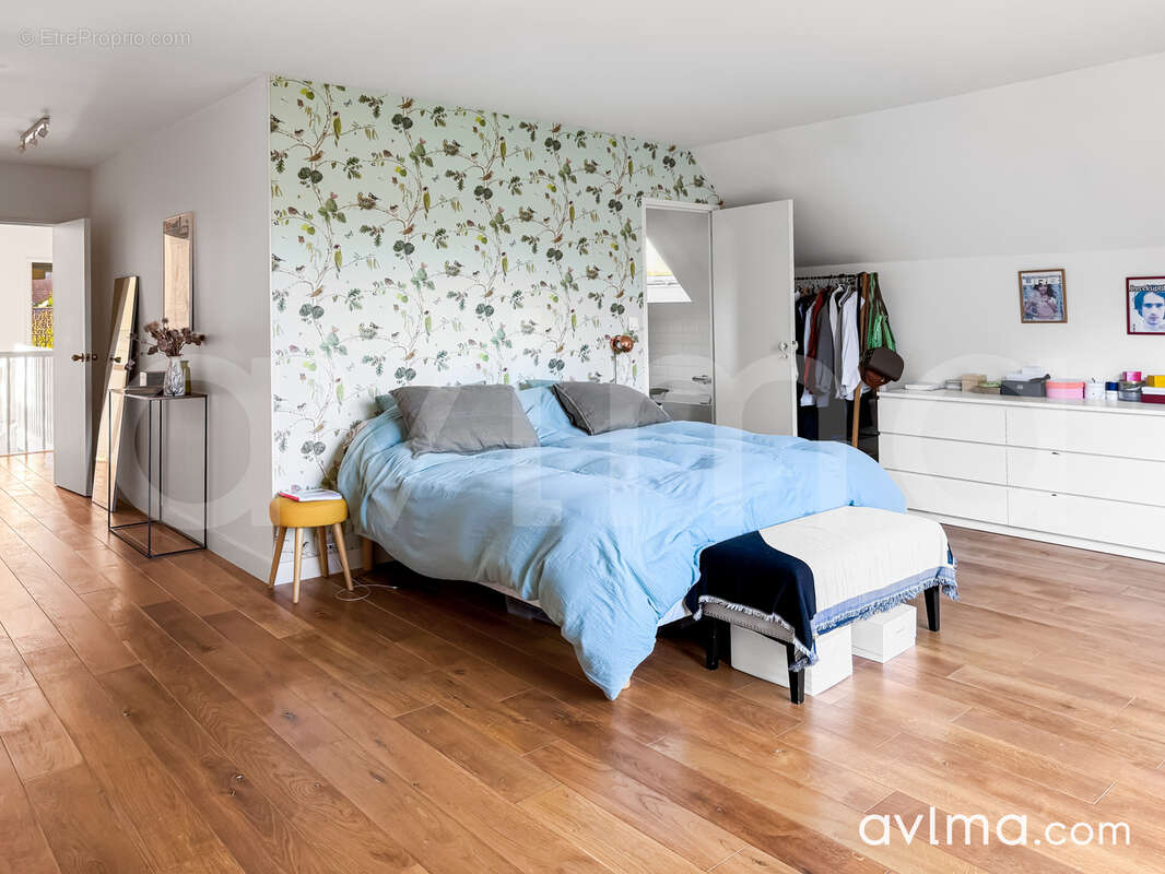 Maison à SAINT-NOM-LA-BRETECHE