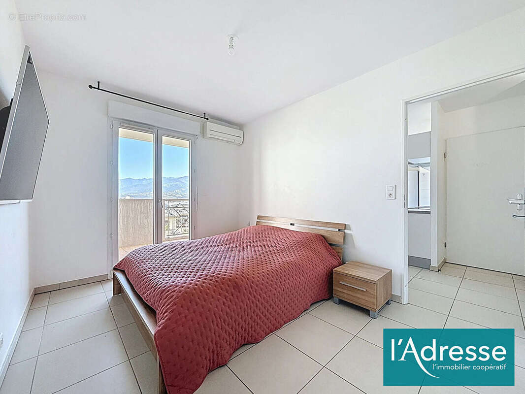 Appartement à SARROLA-CARCOPINO