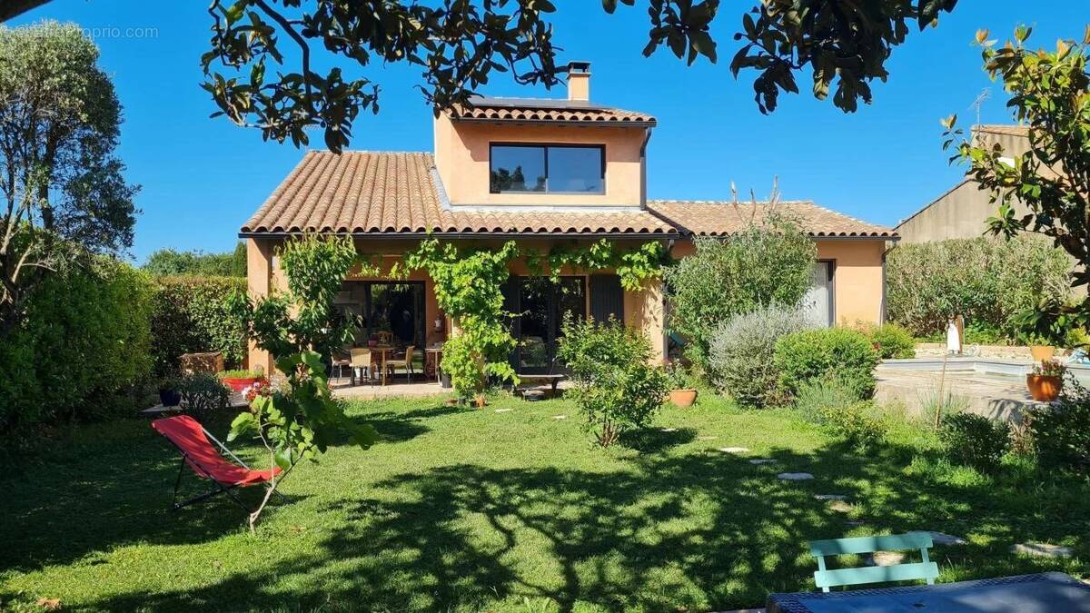 Maison à VILLENEUVE-LES-AVIGNON