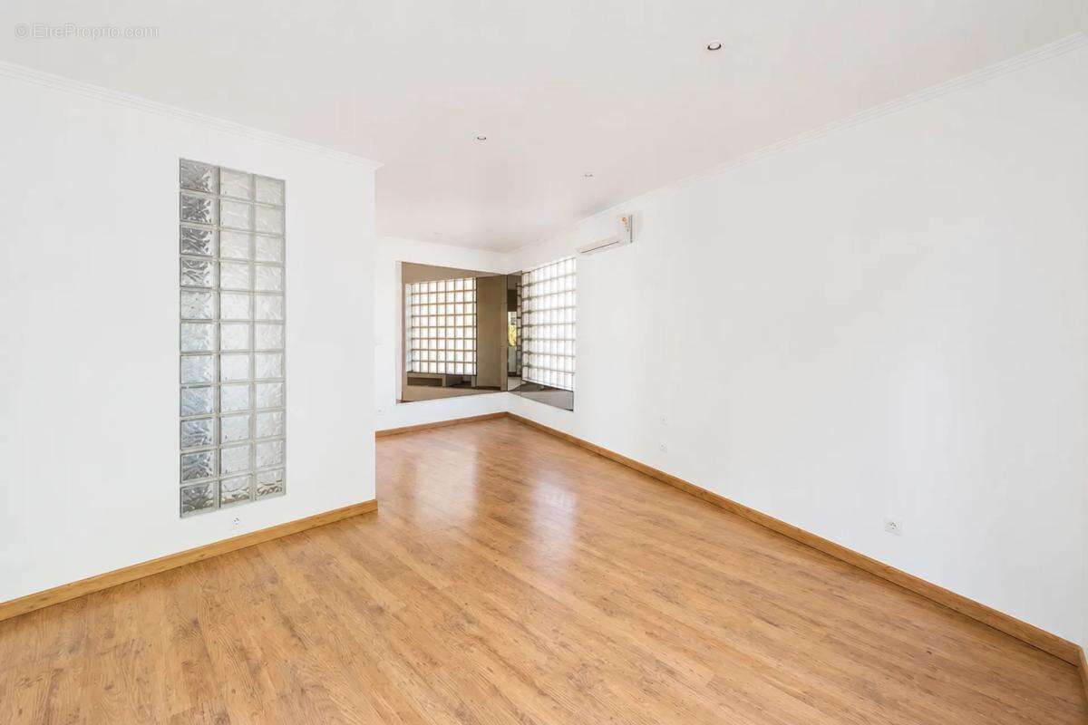 Villa 4 Pièces 125 m² à La Grande-Motte - photo 5