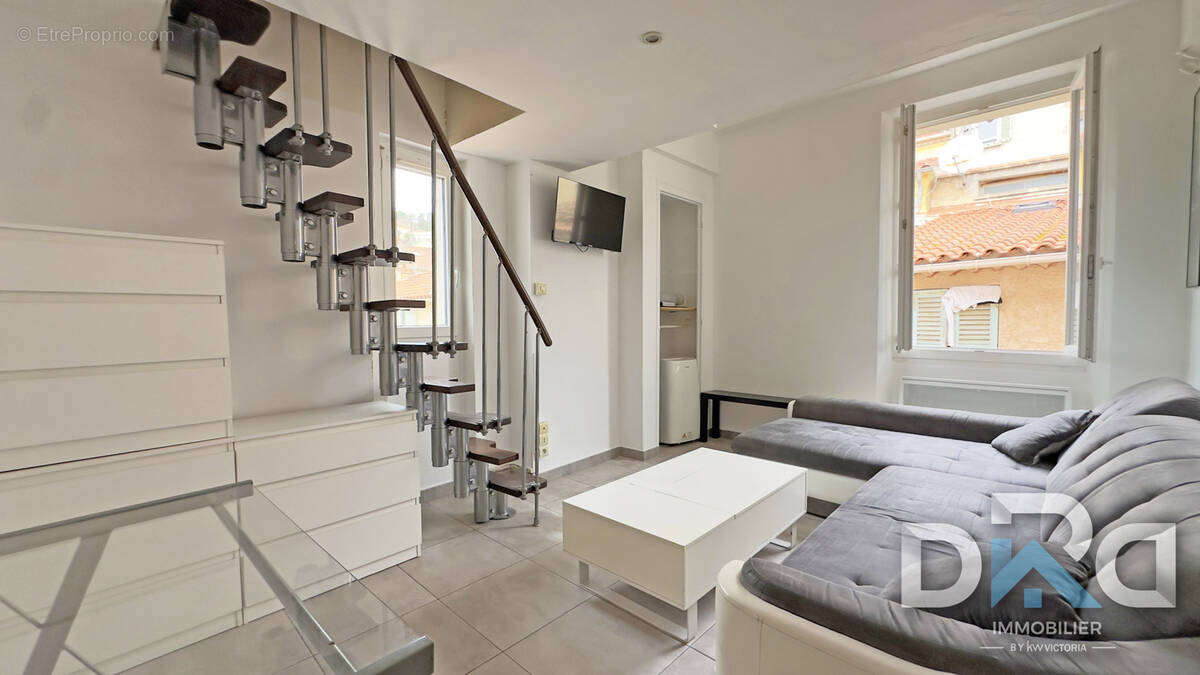 Appartement à HYERES
