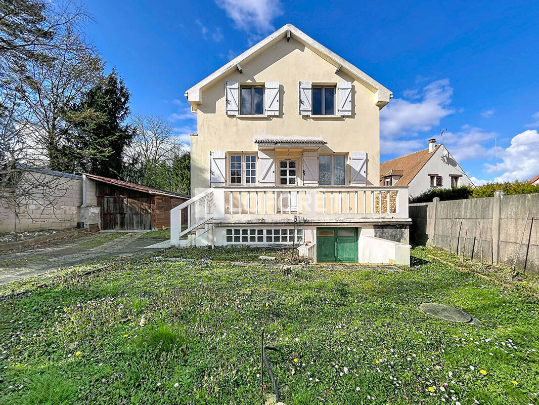 Maison à CHAUMONTEL