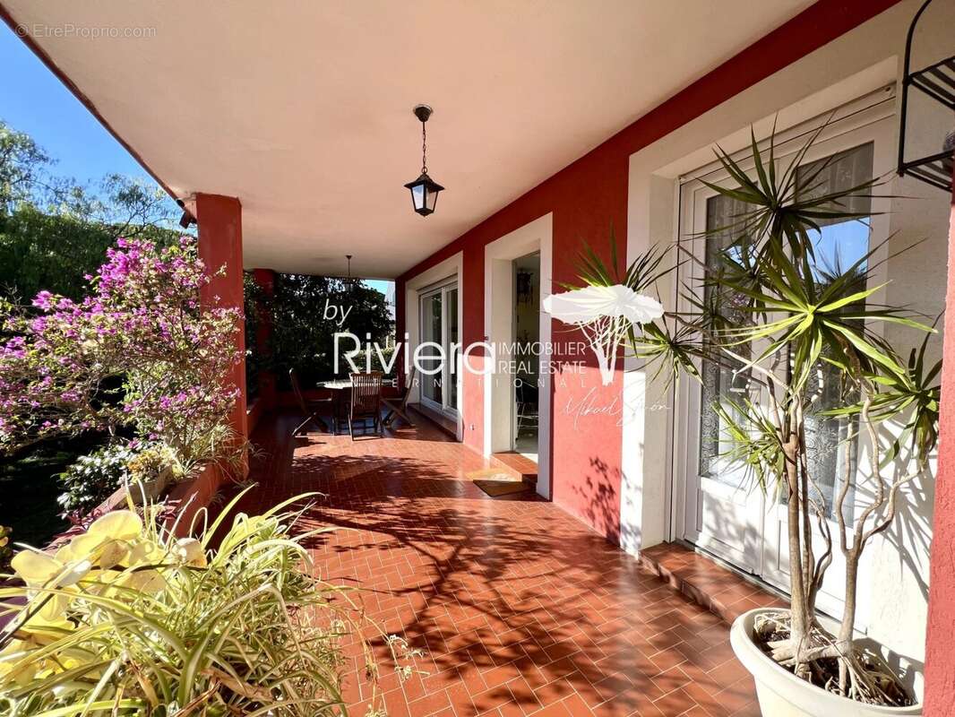 Maison à CAVALAIRE-SUR-MER
