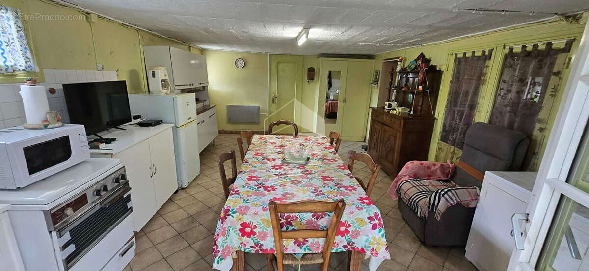 Maison à MONTPON-MENESTEROL