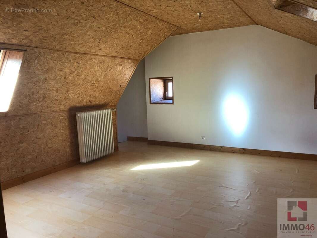 Maison à ALVIGNAC
