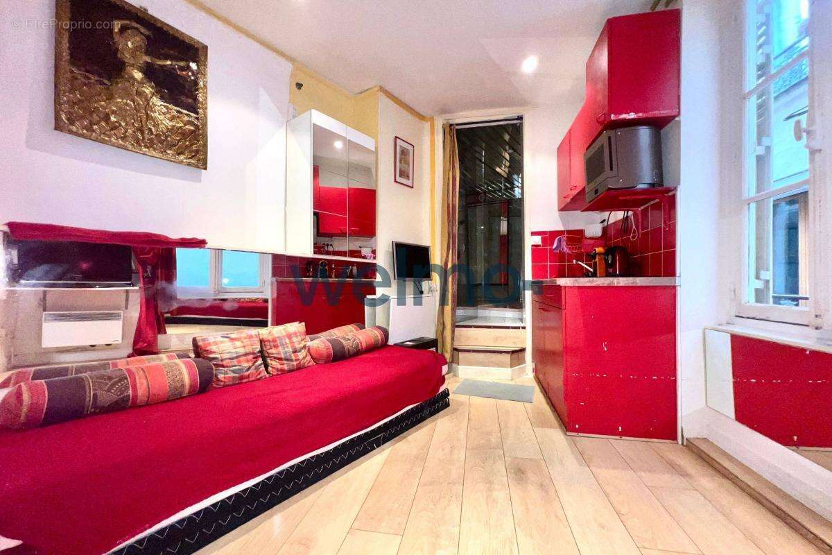 Appartement à PARIS-18E