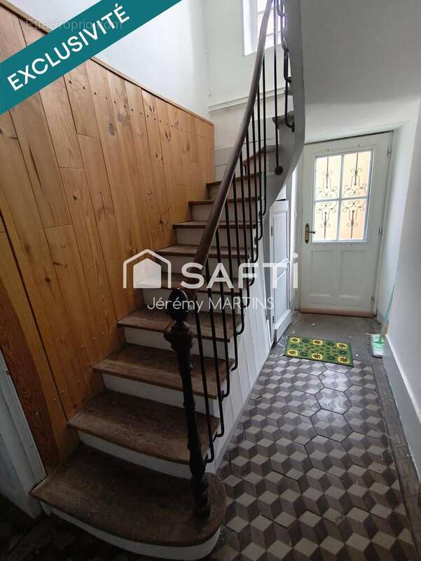 Maison 126 m² à Cransac  - photo 2