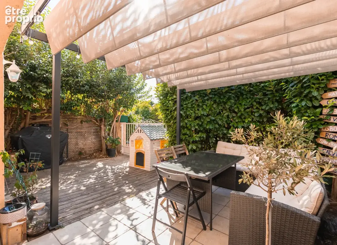 Photo Maison à Six-Fours-Les-Plages au prix de 389 000€