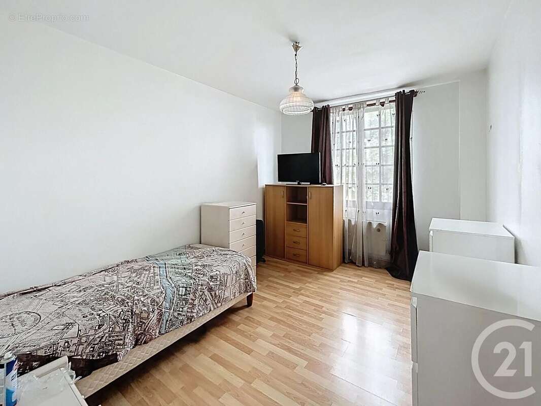 Maison à GARGES-LES-GONESSE