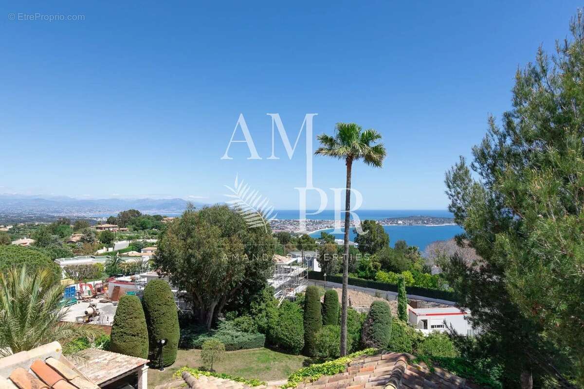 Gros potentiel- proprieté de charme vue mer panoramique - photo 12