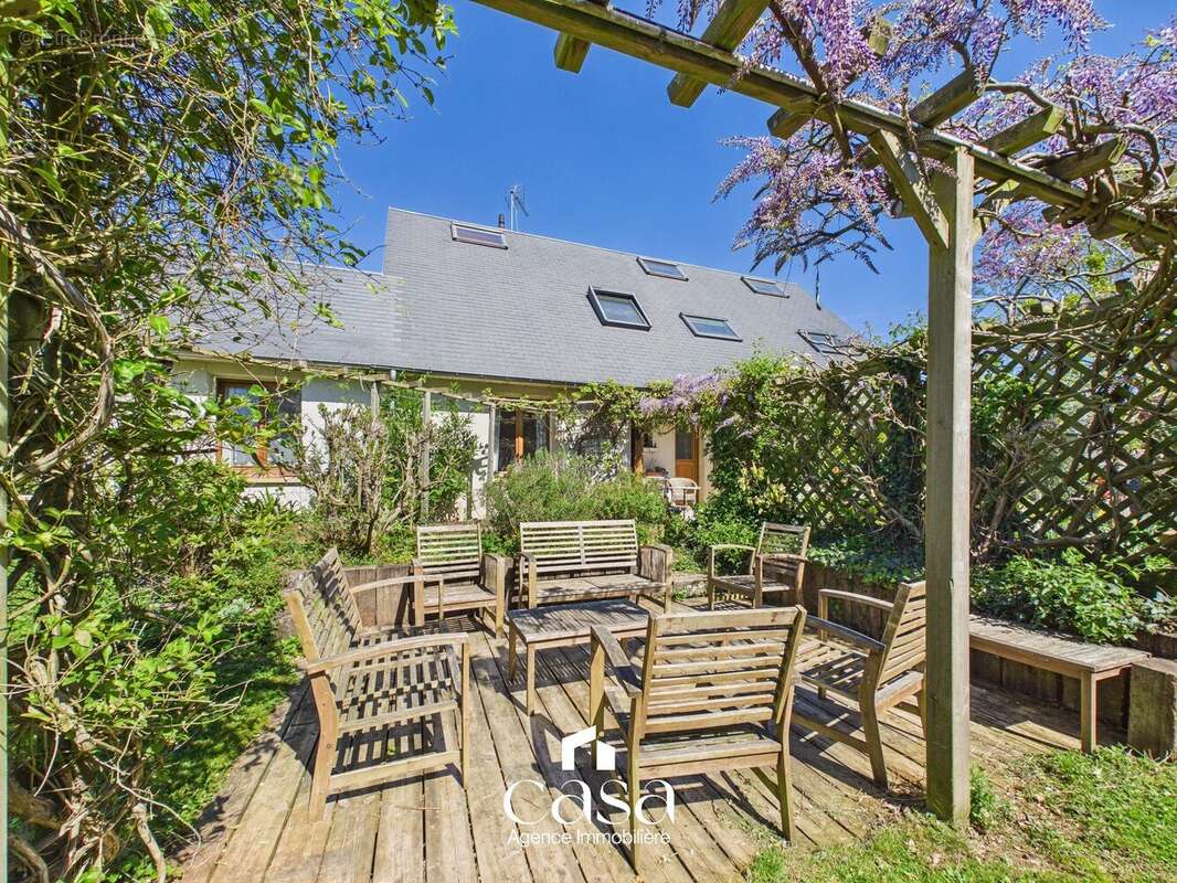 Maison à BRETTEVILLE-SUR-ODON