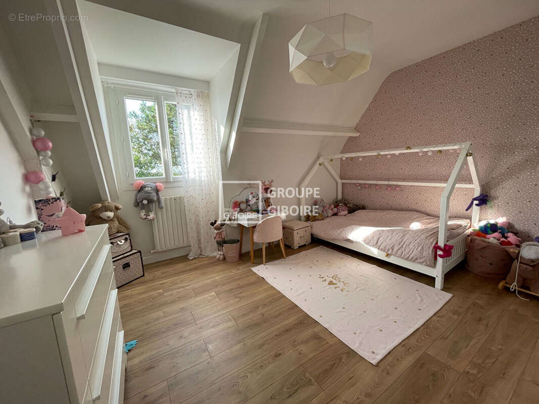 Maison à SAINT-MELOIR-DES-ONDES