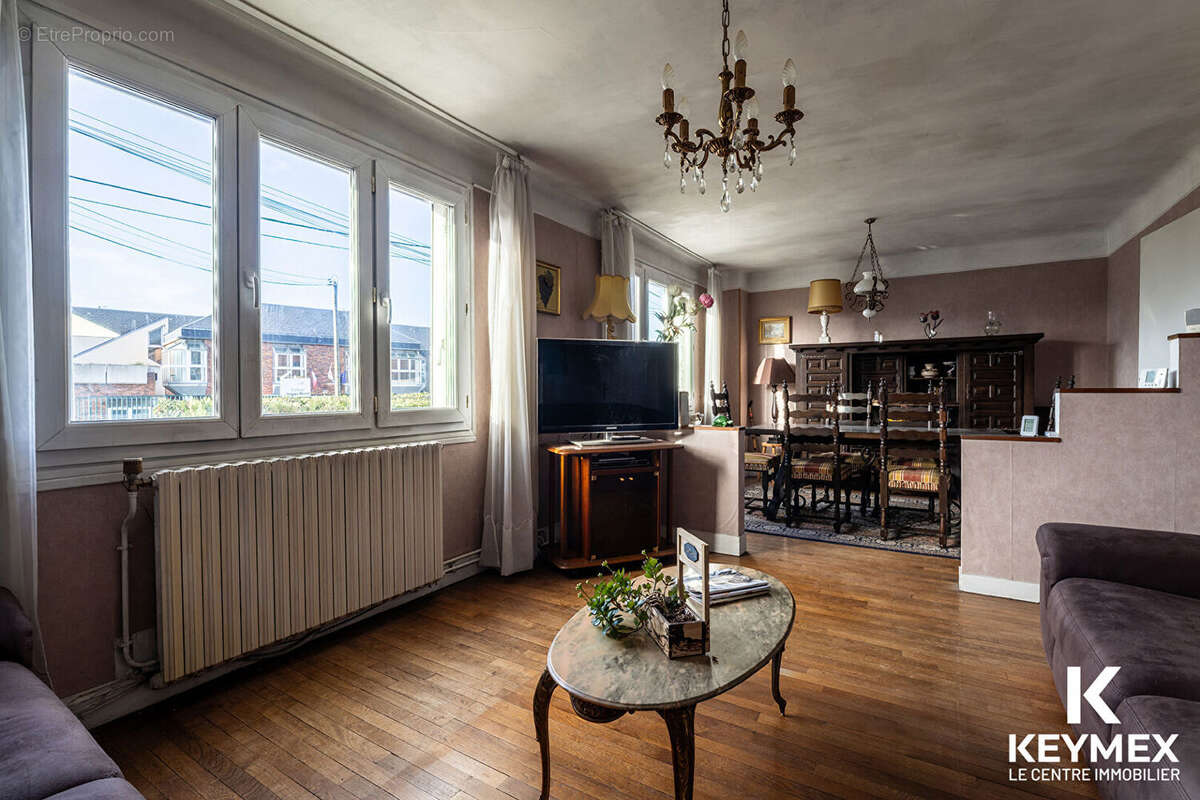 Maison à BEAUMONT-SUR-OISE