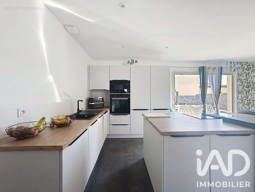 Maison 118 m² à Valros  - photo 5