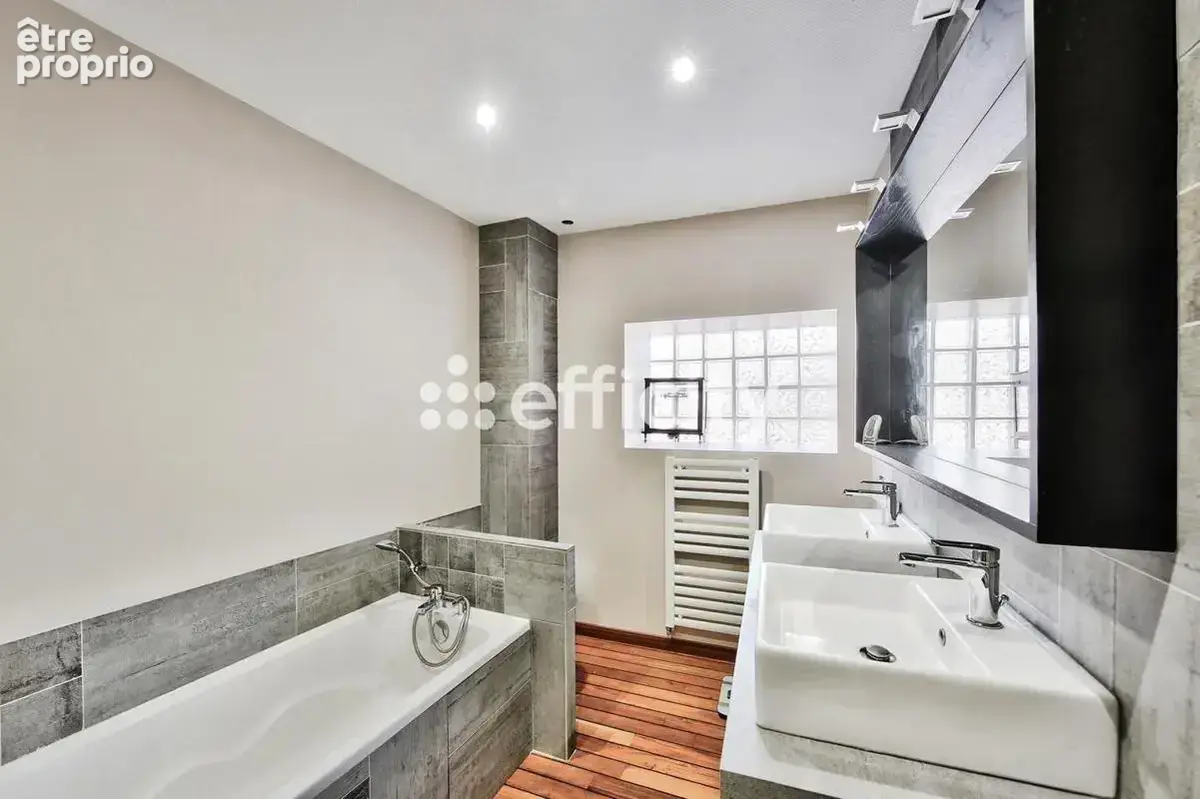 Maison 6 pièces 144 m² à vendre à Soucieu-En-Jarrest (69510) - photo 11