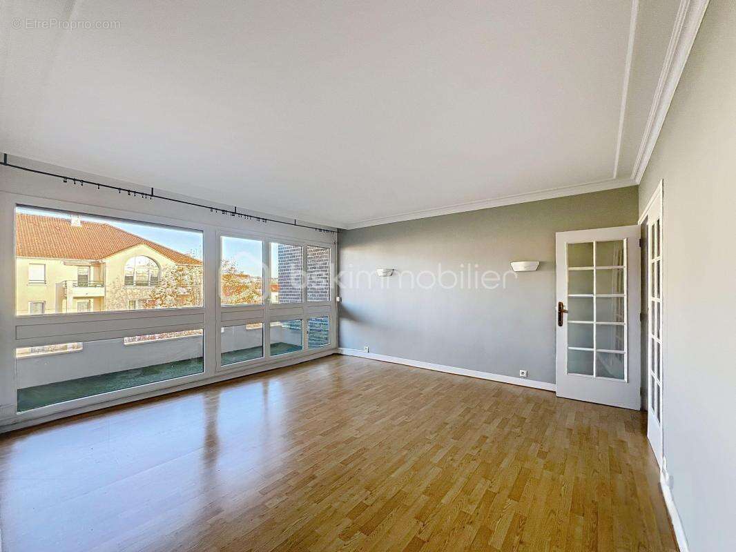 Appartement à LIMEIL-BREVANNES
