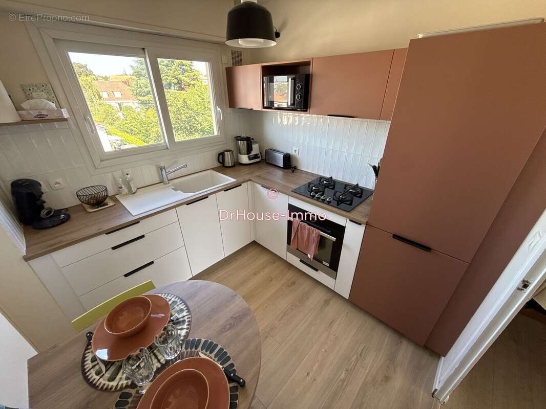 Appartement 71 m² à Niort  - photo 4