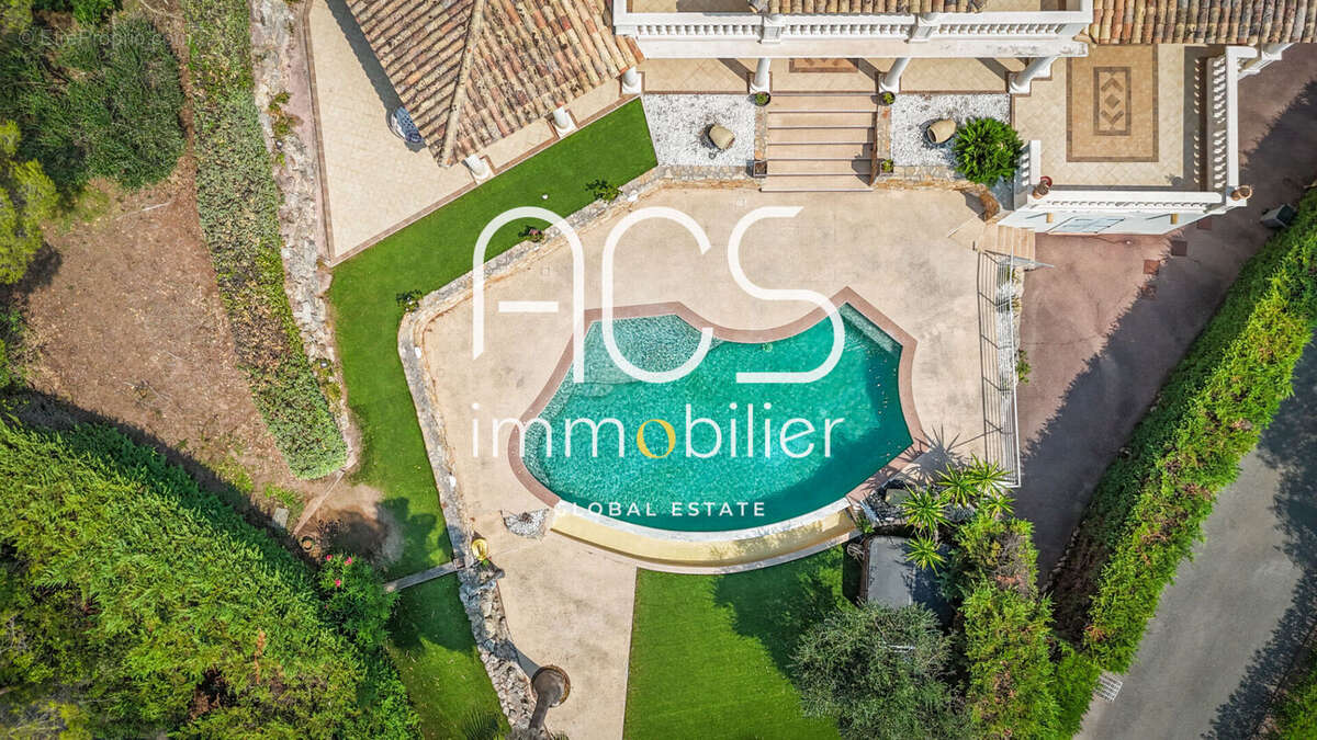 Maison à SAINT-RAPHAEL