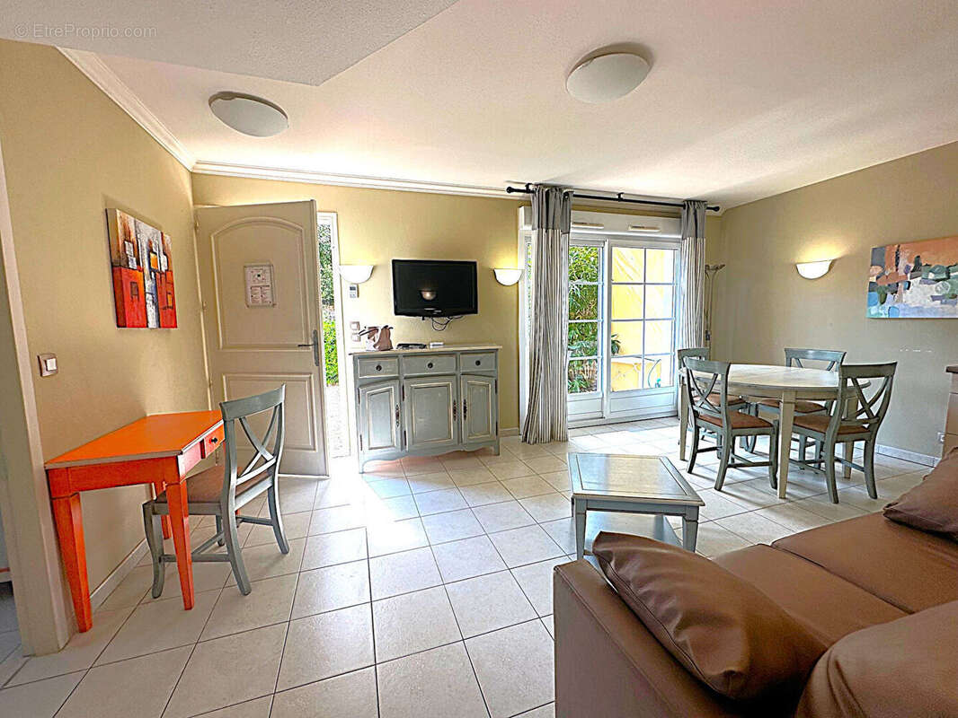 Appartement à CALLIAN