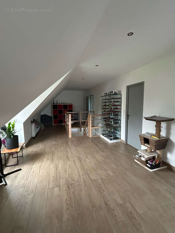 Maison à BRUAY-LA-BUISSIERE