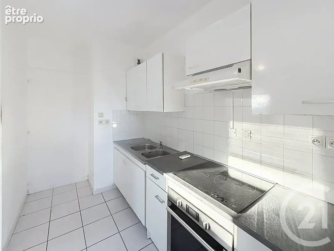 Appartement 3 pièces 67 m² à vendre à Chateaurenard (13160) - photo 3