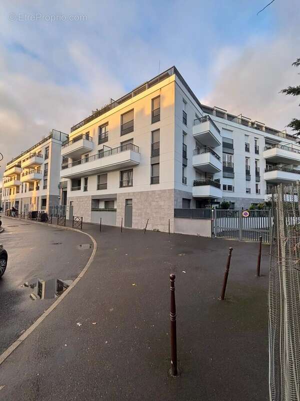 Appartement à LE PLESSIS-TREVISE