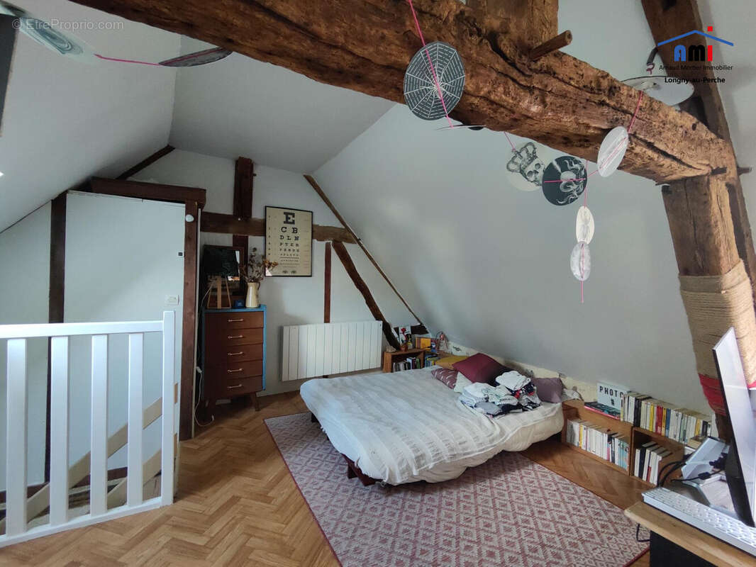 Maison à LONGNY-AU-PERCHE