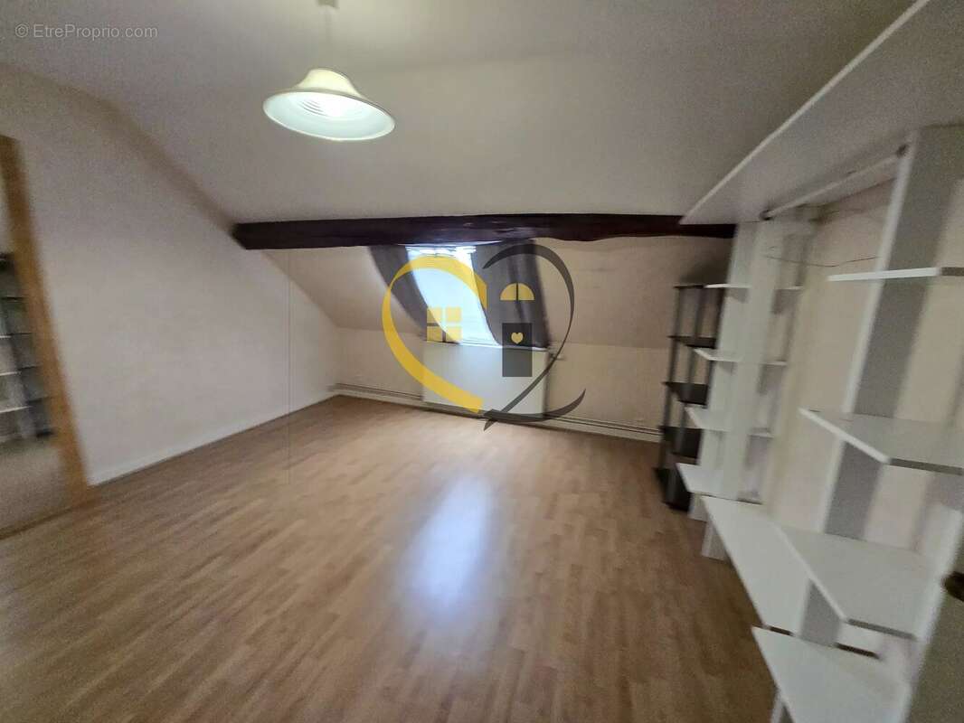 Maison à MENETOU-SALON
