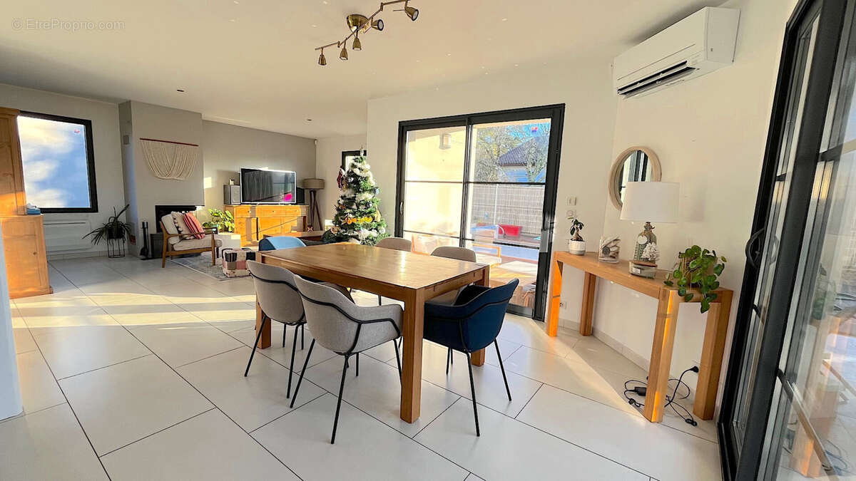 Maison à LE TAILLAN-MEDOC