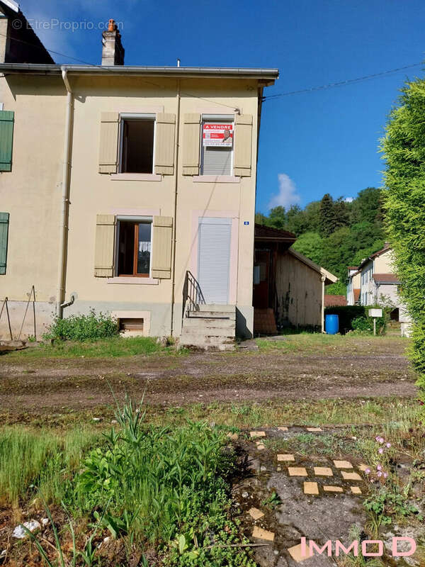 Maison à BAINS-LES-BAINS