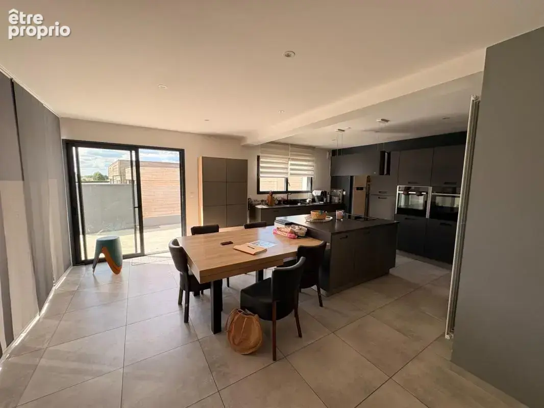 SIBIRIL MOGUERIEC : Maison contemporaine de 6 pièces - photo 4