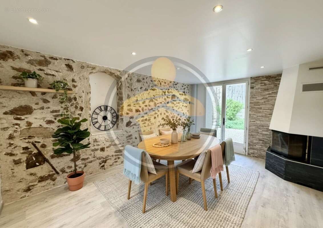 Maison à COULOMMIERS