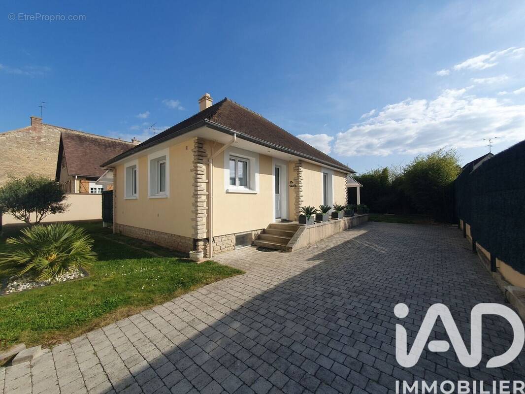 Photo 1 - Maison à ARGENCES