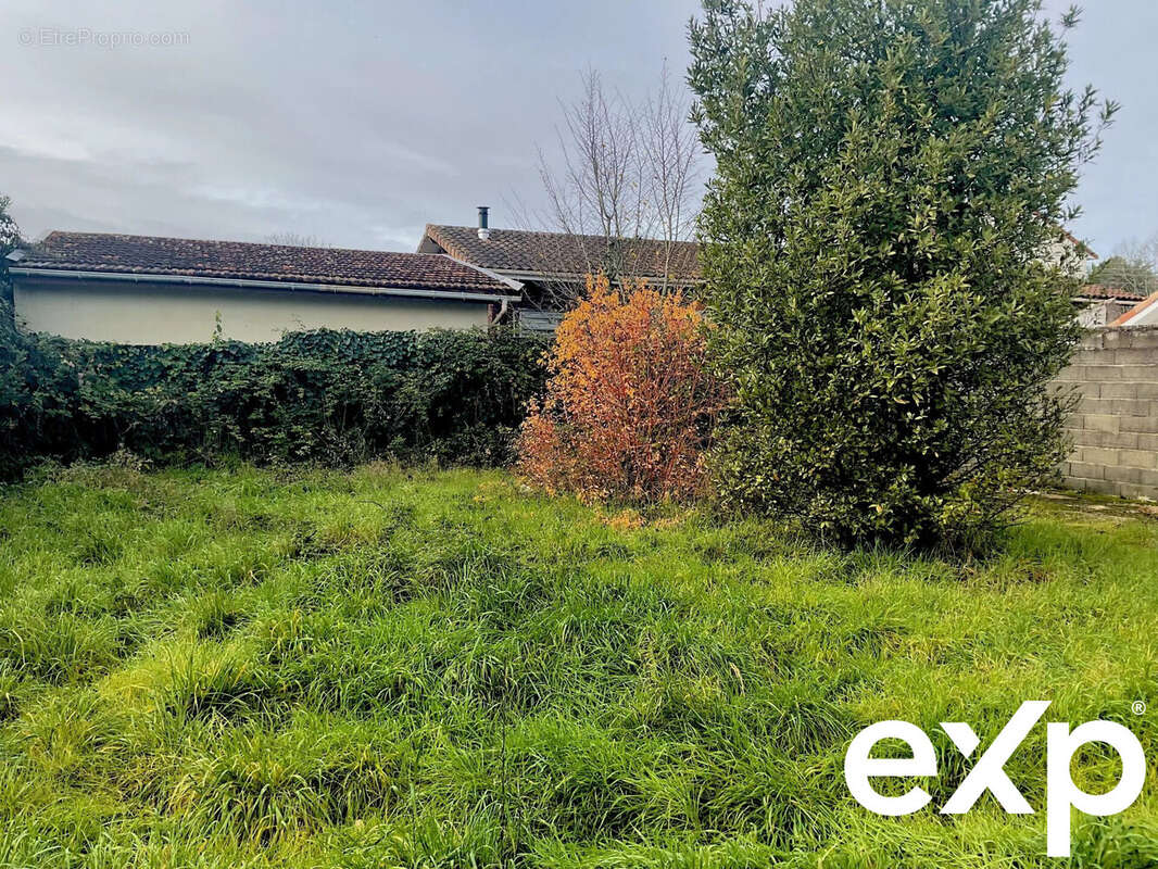 Terrain à MERIGNAC