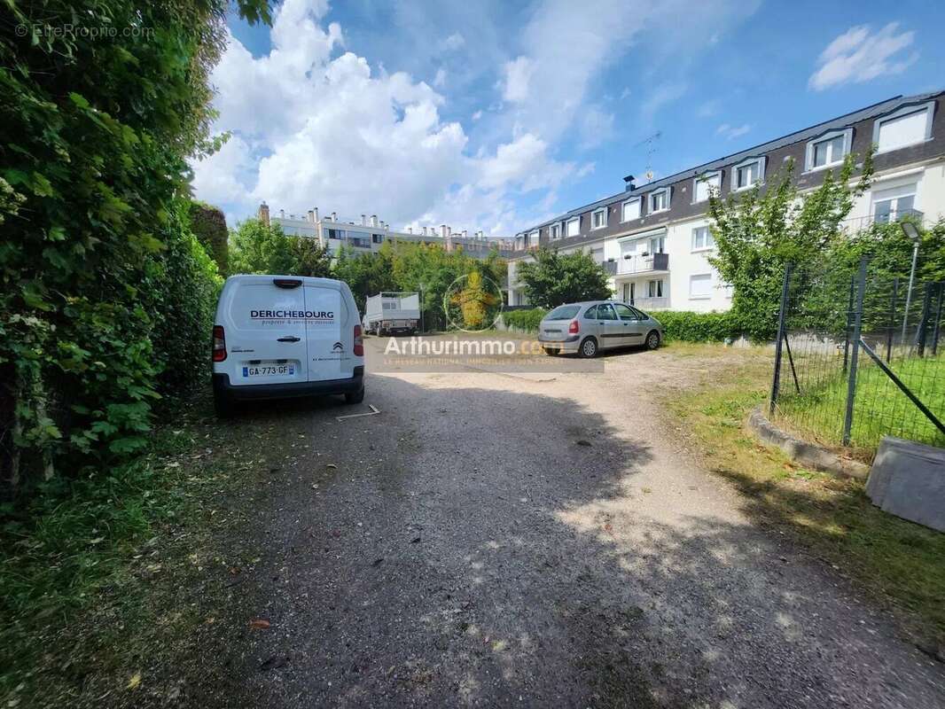 Appartement à CHENNEVIERES-SUR-MARNE