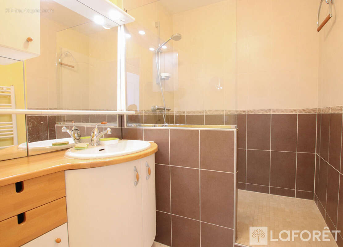 Appartement à GIF-SUR-YVETTE