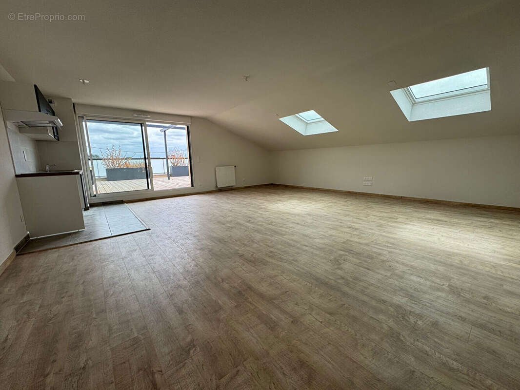 Appartement 4 pièces de 91m² + 45m² de Terrasse ! SAINT-ALBAN - photo 3