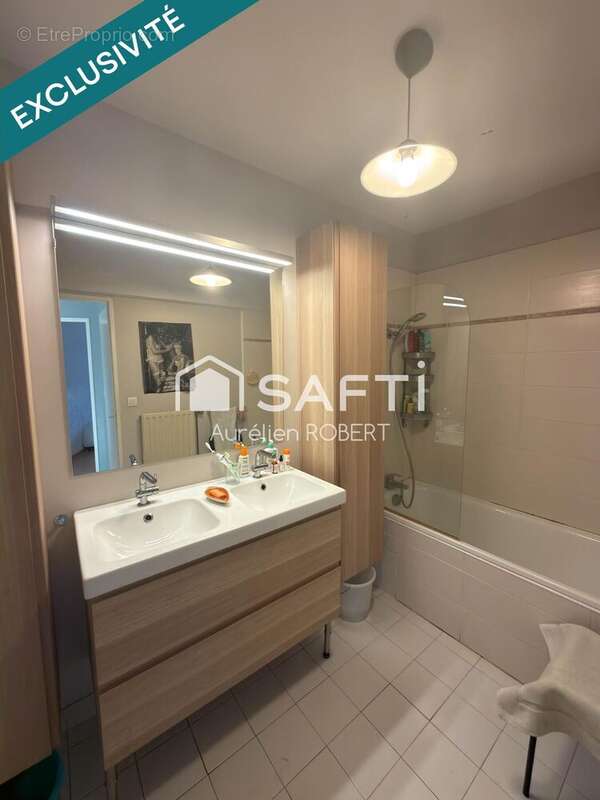 Photo 6 - Appartement à LYON-8E
