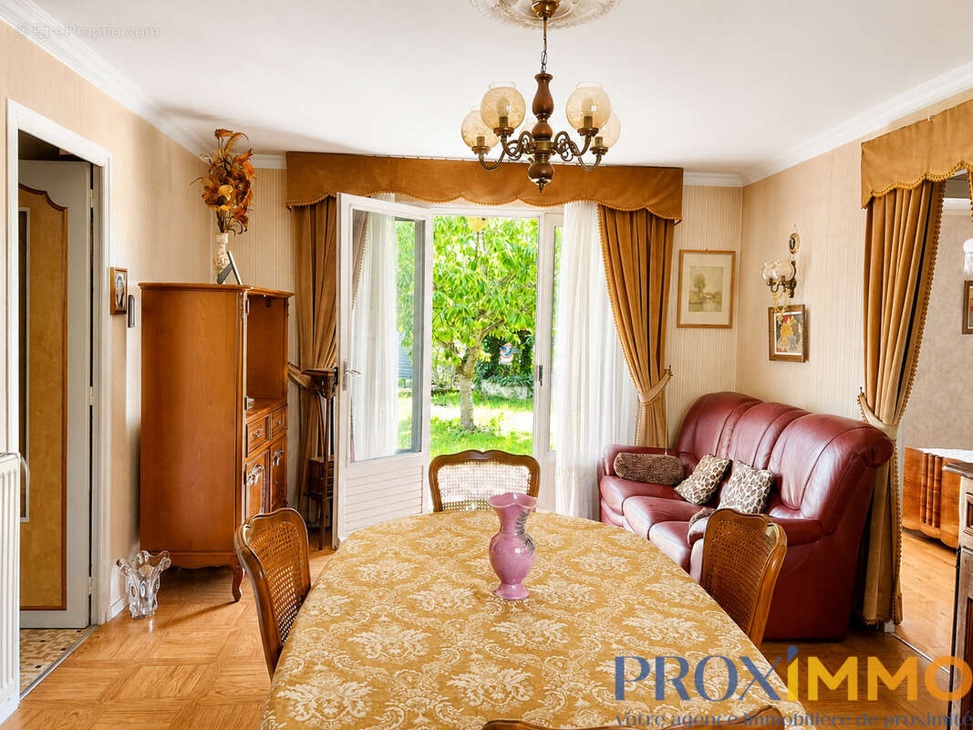Maison à MOIRANS