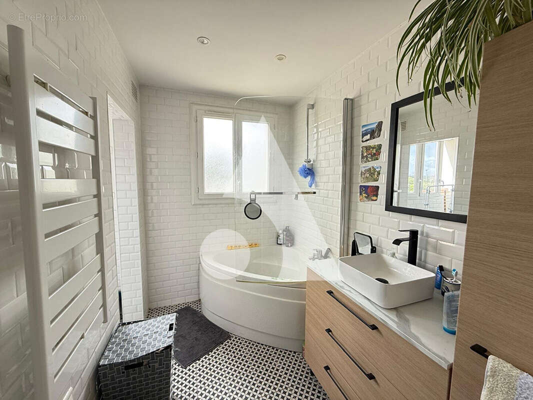 Appartement à JOINVILLE-LE-PONT